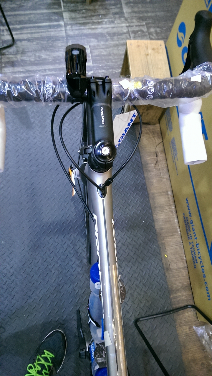 開箱 GIANT PROPEL SLR 1 消光銀
