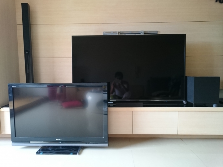 Panasonic 58AX800W 一個人開箱組裝