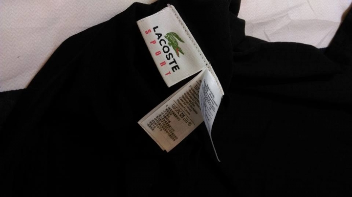 Lacoste polo 請各位幫忙看下是否正品>