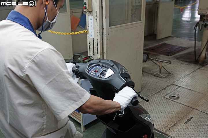 揭開神秘面紗 SUZUKI 台鈴機車工廠參訪