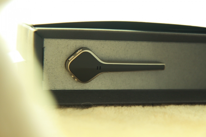 Plantronics Voyager Edge「SE」2015黑金配色藍牙耳機-開箱分享