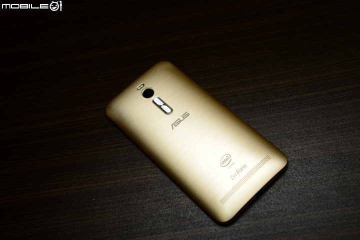 炫耀金ASUS Zenfone 2 ZE551ML 4G/64G版略高調入手開箱