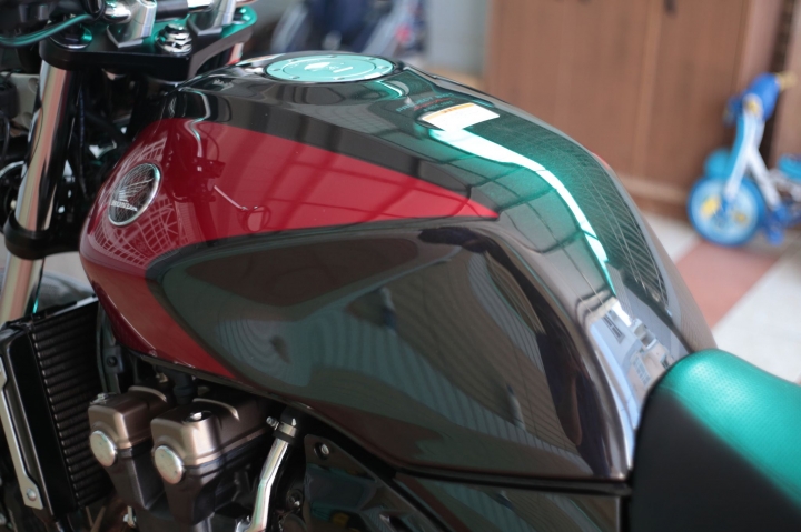 2015 CB1300 SF 限量版開箱