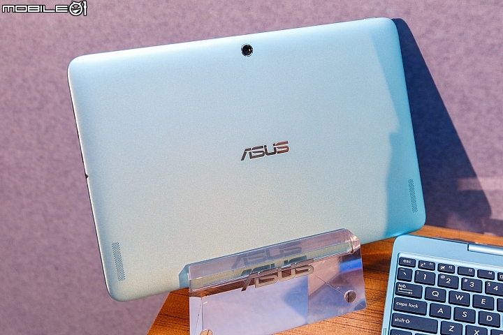 【COMPUTEX 2015】ASUS 展出全新 Zen AiO 電腦與 T100HA 變形筆電
