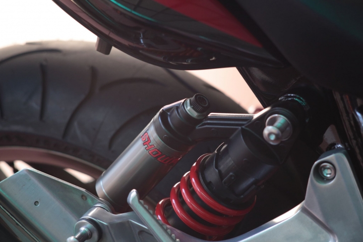 2015 CB1300 SF 限量版開箱