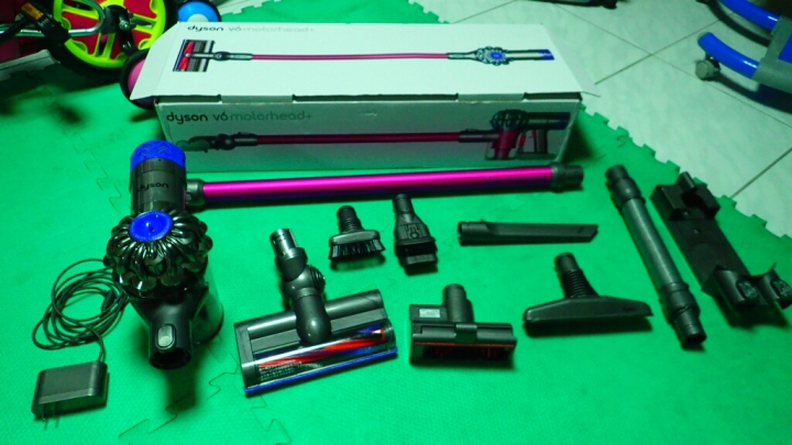 Dyson v6 motorhead+簡易開箱