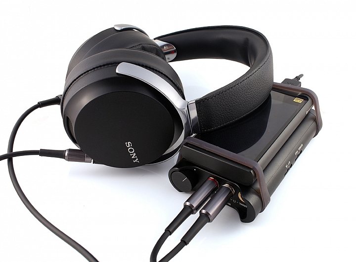 【北極熊開箱】口袋裡的音樂廳 - SONY NW-ZX2 & PHA-3