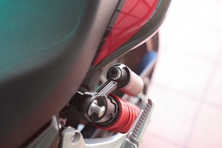 2015 CB1300 SF 限量版開箱