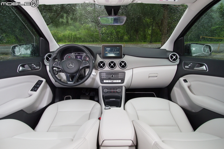 居家也能有型 Mercedes-Benz B200 CDI