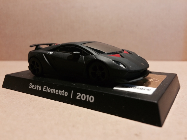7-11 Lamborghini 藍寶堅尼 金屬模型開箱上色分享文 ft. Ferrari (圖多慎入)(更新huracan)