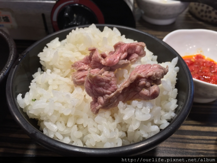 台中西屯.價平味美吃好撐的溫體牛肉鍋@那隻牛溫體牛肉涮涮鍋