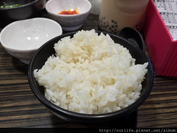 台中西屯.價平味美吃好撐的溫體牛肉鍋@那隻牛溫體牛肉涮涮鍋
