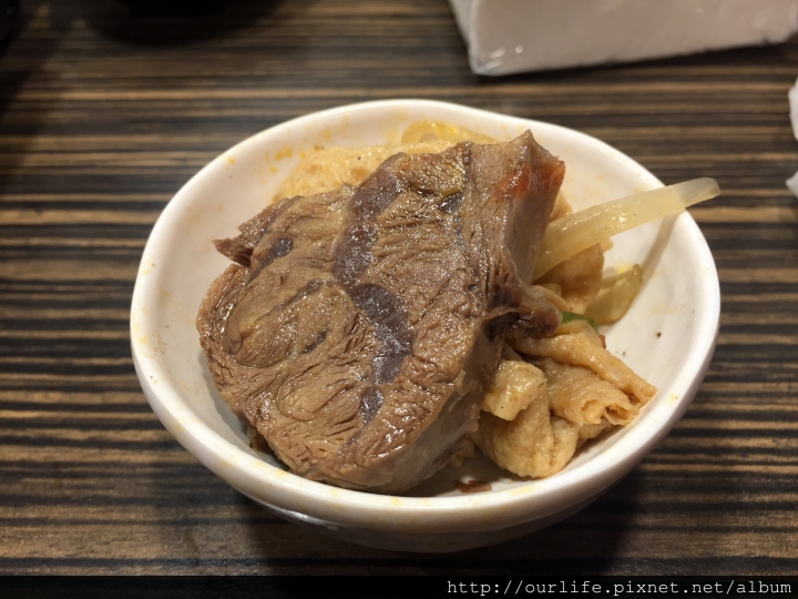台中西屯.價平味美吃好撐的溫體牛肉鍋@那隻牛溫體牛肉涮涮鍋