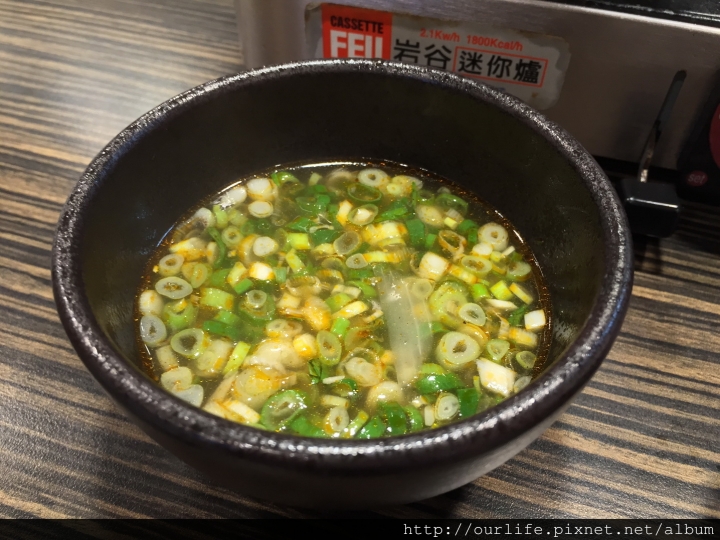 台中西屯.價平味美吃好撐的溫體牛肉鍋@那隻牛溫體牛肉涮涮鍋