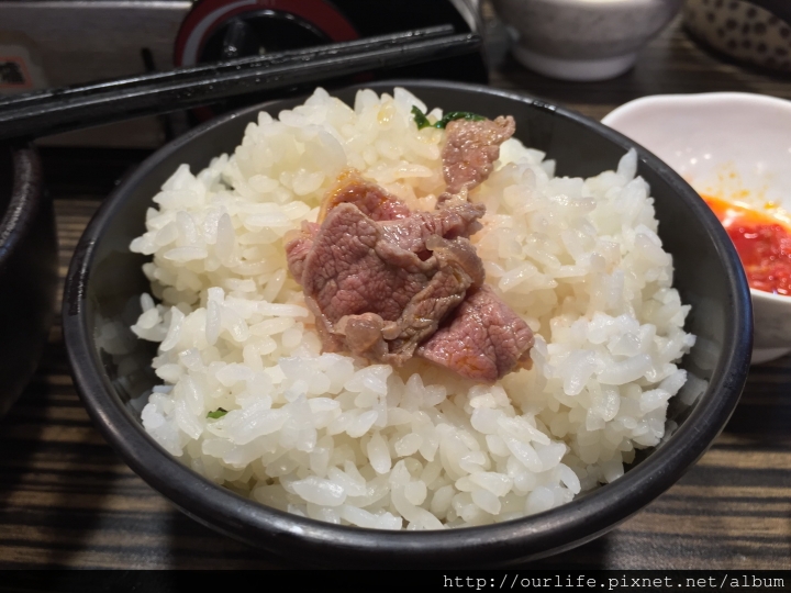 台中西屯.價平味美吃好撐的溫體牛肉鍋@那隻牛溫體牛肉涮涮鍋