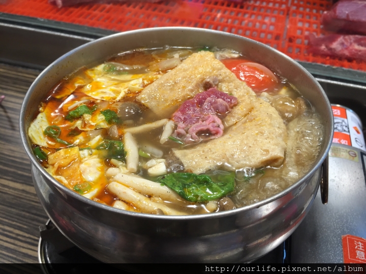 台中西屯.價平味美吃好撐的溫體牛肉鍋@那隻牛溫體牛肉涮涮鍋