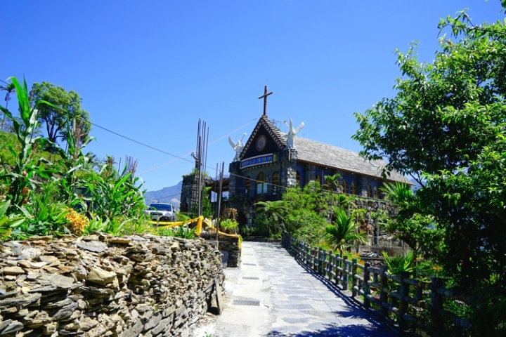 ▌屏東霧台‧旅遊景點 ▌魯凱族特色文化與美食的饗宴【霧台部落、霧台國小、長老教會、岩板巷藝術街、神山愛玉】
