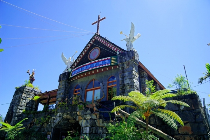▌屏東霧台‧旅遊景點 ▌魯凱族特色文化與美食的饗宴【霧台部落、霧台國小、長老教會、岩板巷藝術街、神山愛玉】