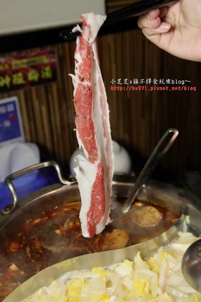 【台北美食】捷運大安站 饕鍋 自釀必吃酸菜白肉鍋 超推薦滷大腸和三層肉必點 二訪