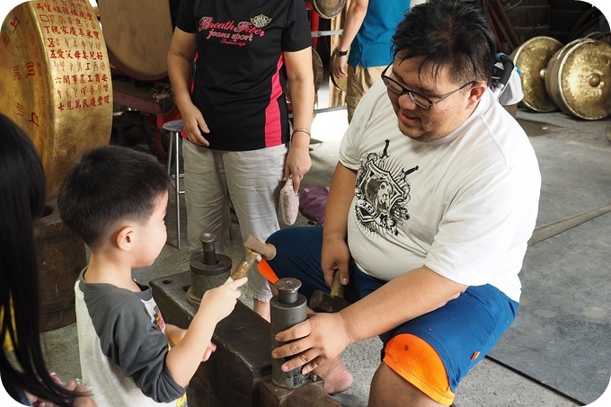 【宜蘭DIY】傳統中找童趣,宜蘭林午鐵工廠小銅鑼 DIY
