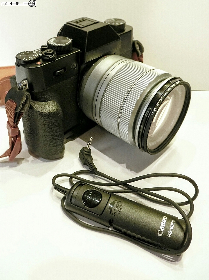 X-T10 原廠握把開箱 MHG-XT10