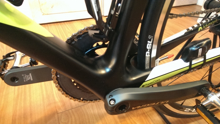 2016 Giant TCR Advanced 1 KOM 超不專業開箱 與 優質店家推薦