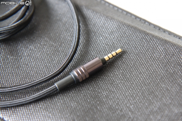 SONY MDR-1A/1ADAC/1ABT ATH MSR7 升級線 「SONY MUC-S12SM1」 不專業的開箱文與實測