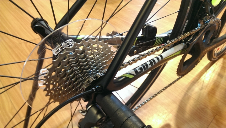 2016 Giant TCR Advanced 1 KOM 超不專業開箱 與 優質店家推薦