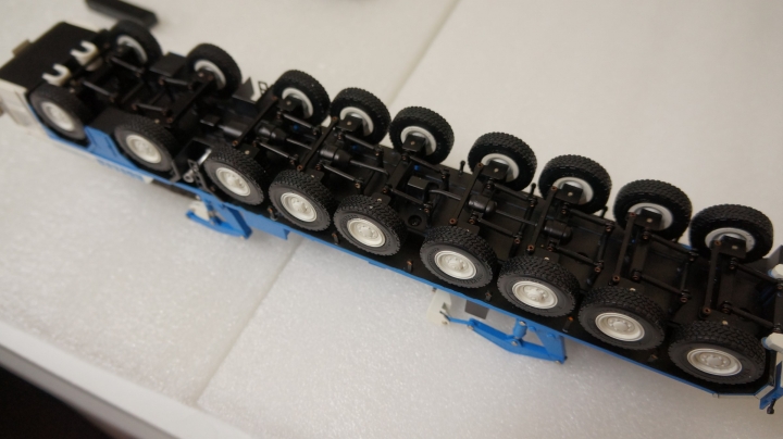 1/50 YCC Gottwald AMK 1000 BREUER圖裝 開箱
