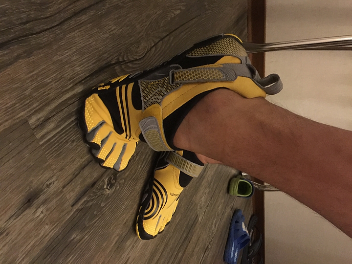Vibram KOMODO SPORT 五指鞋不專頁開箱文