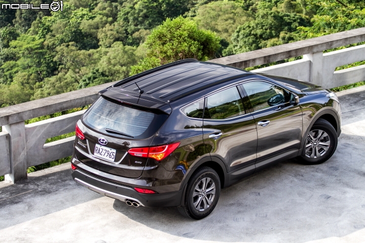 新增入門選擇 Hyundai SantaFe 2.4 GDi