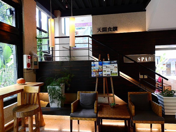 寶來天闊溫泉會館住宿、露營兩相宜,就是要泡湯。