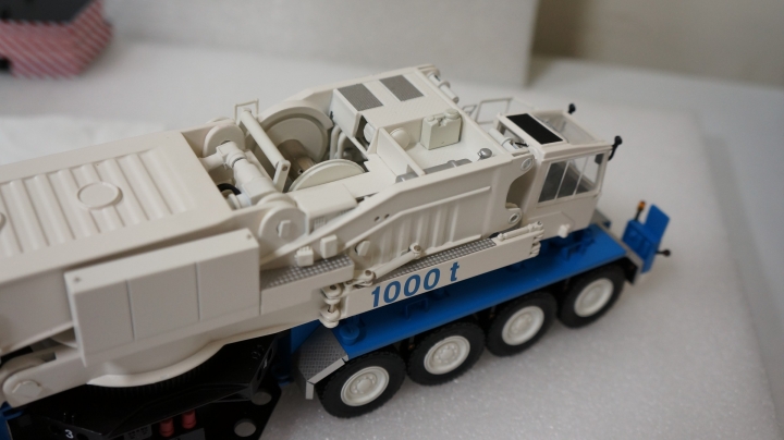 1/50 YCC Gottwald AMK 1000 BREUER圖裝 開箱