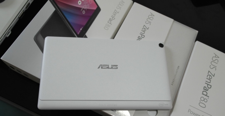 ASUS ZenPad 8.0 與神奇背蓋開箱!追劇神器真如其名