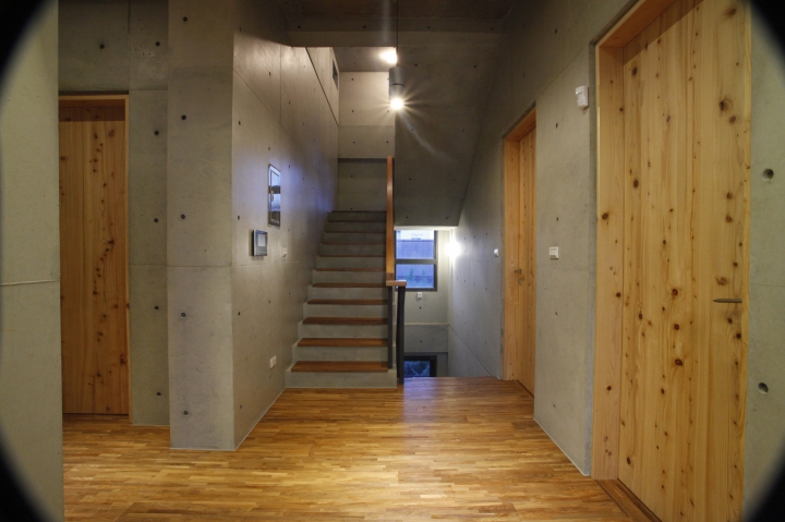 【開箱】現代風-自地自建、全清水模住宅
