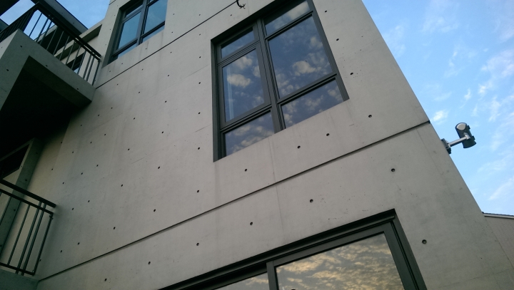 【開箱】現代風-自地自建、全清水模住宅