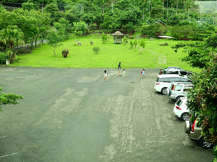 寶來天闊溫泉會館住宿、露營兩相宜,就是要泡湯。