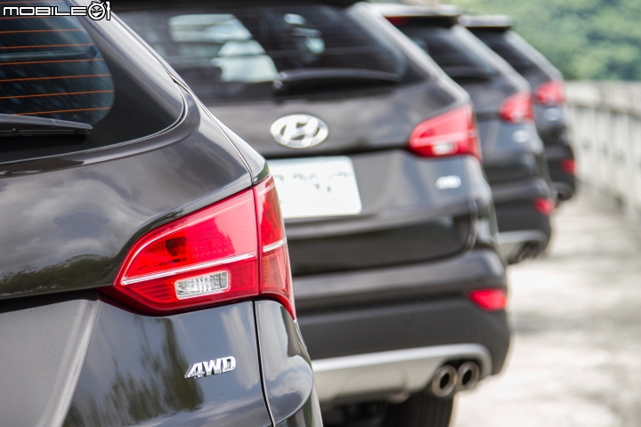 新增入門選擇 Hyundai SantaFe 2.4 GDi