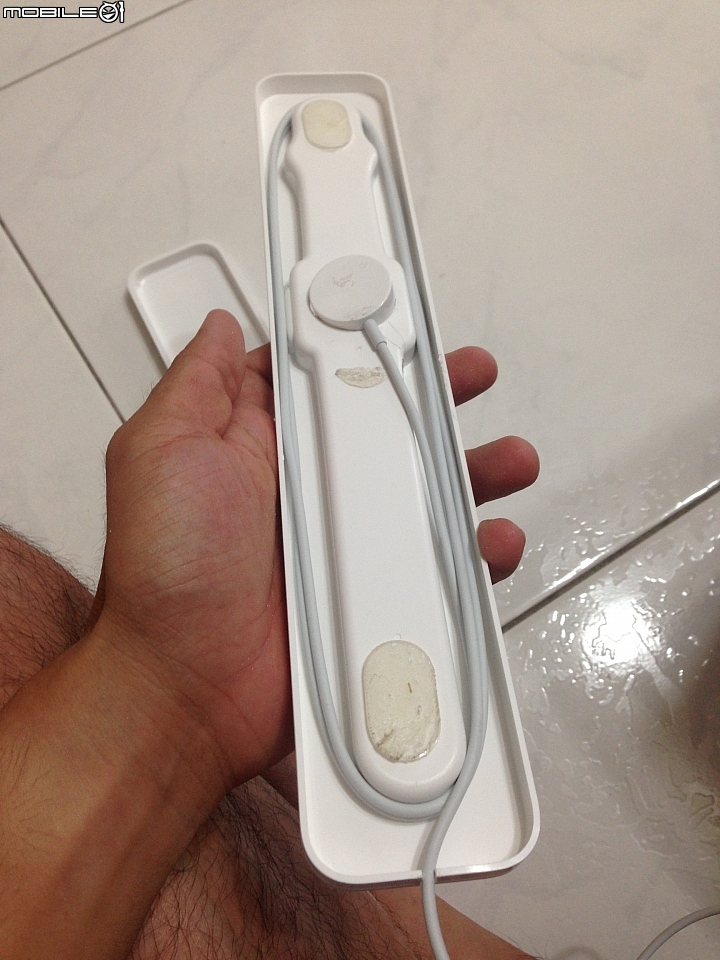 分享:Apple Watch Docking (充電座) ~將原收納盒改裝成蘋果手錶充電座 (step by step)