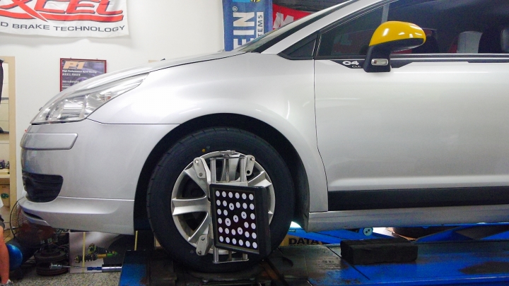 CITROEN C4 "參加普利司通RE-003輪胎試用活動分享"