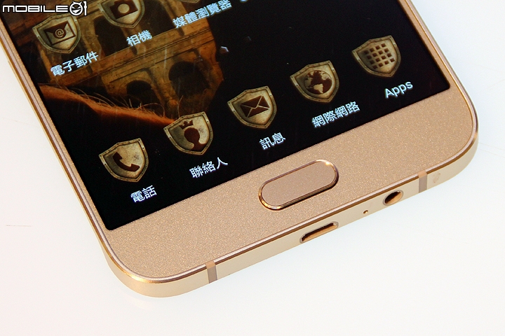 超薄5.9mm雙卡機 Samsung Galaxy A8 支援指紋辨識