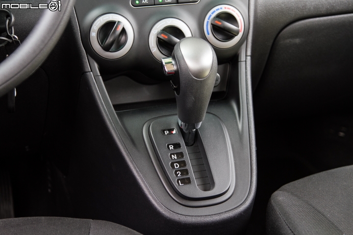 代步通勤好幫手 Hyundai i10 1.2