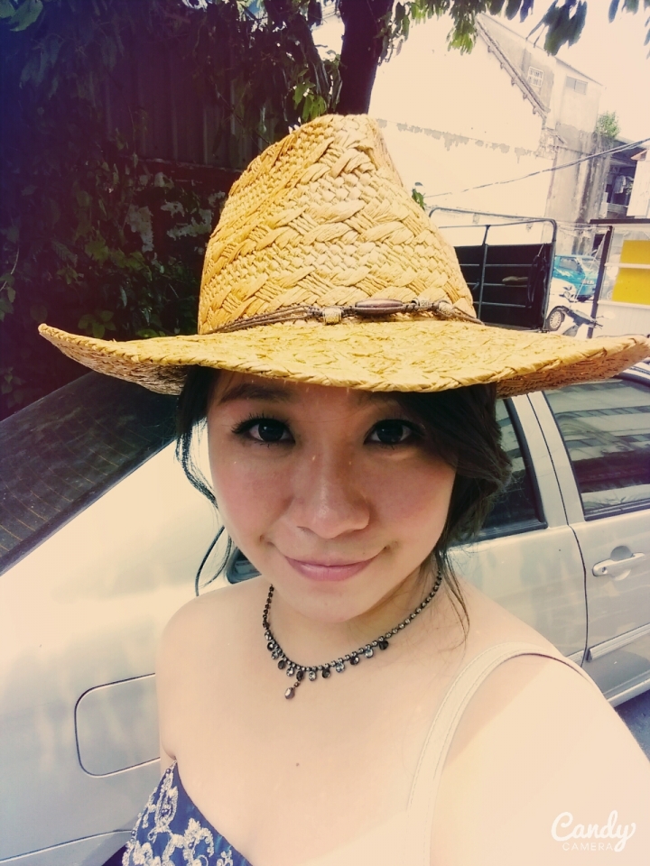 想當初我說我想嫁了,已經過了一年多。我是Via大家別來無恙