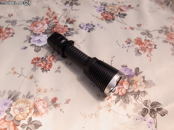 OLIGHT 戰術小光劍 M23 JAVELOT & 高容量隨充小直筒 S30R BATON II
