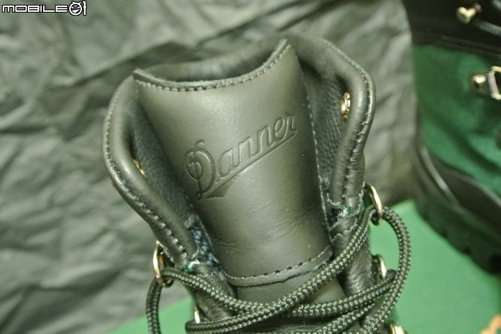 "開箱" Danner Crater Rim Light Green 夏天就是要穿靴子,不然要幹嘛!