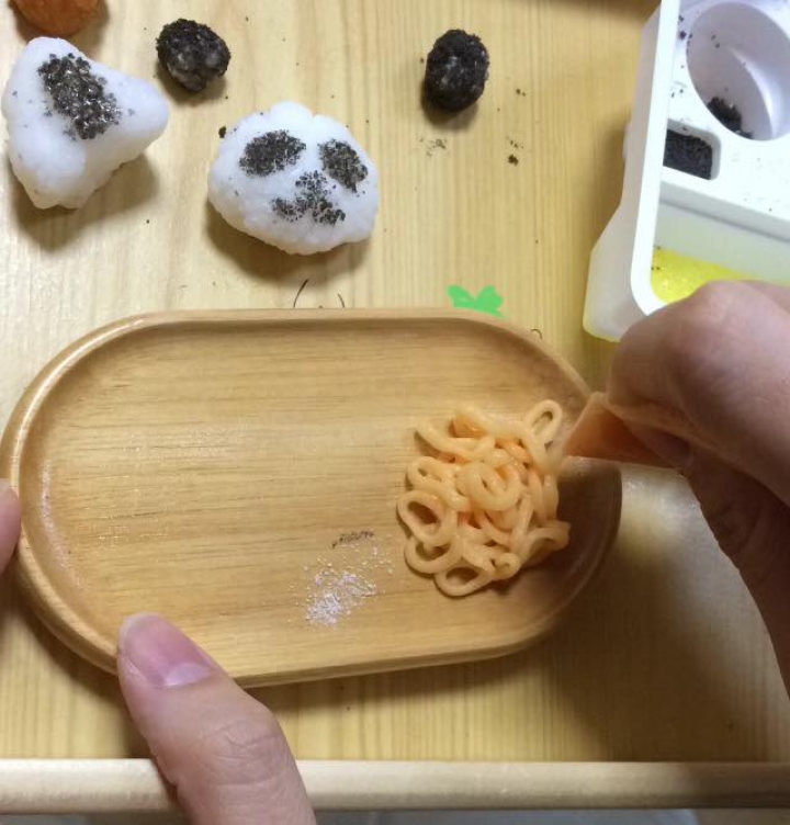 kracie 糖果 DIY 熊貓便當