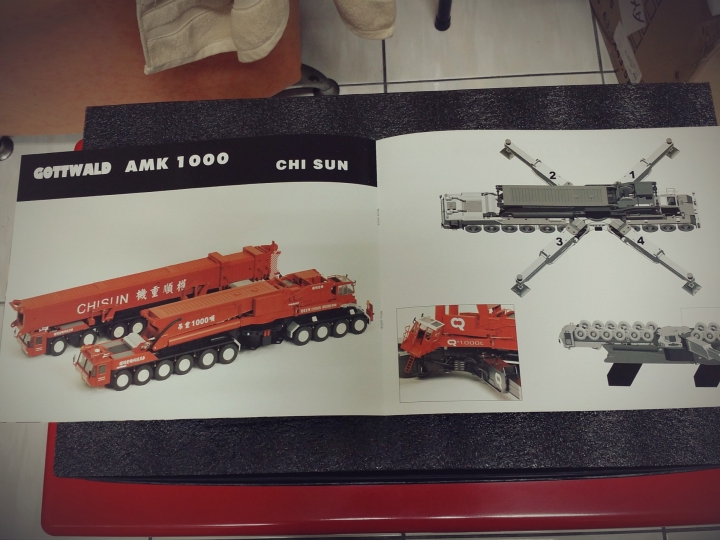 1/50 YCC Gottwald AMK 1000 BREUER圖裝 開箱