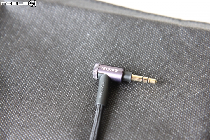 SONY MDR-1A/1ADAC/1ABT ATH MSR7 升級線 「SONY MUC-S12SM1」 不專業的開箱文與實測
