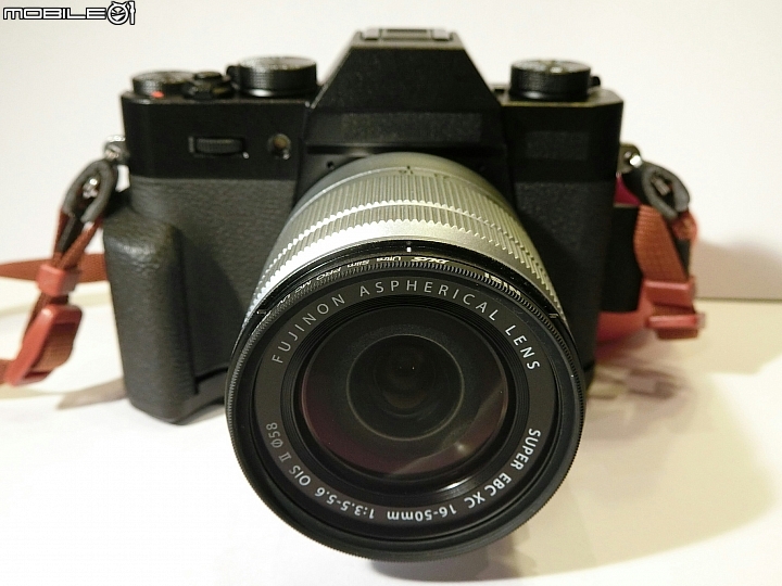X-T10 原廠握把開箱 MHG-XT10