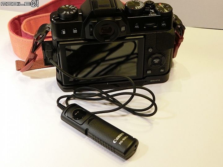 X-T10 原廠握把開箱 MHG-XT10